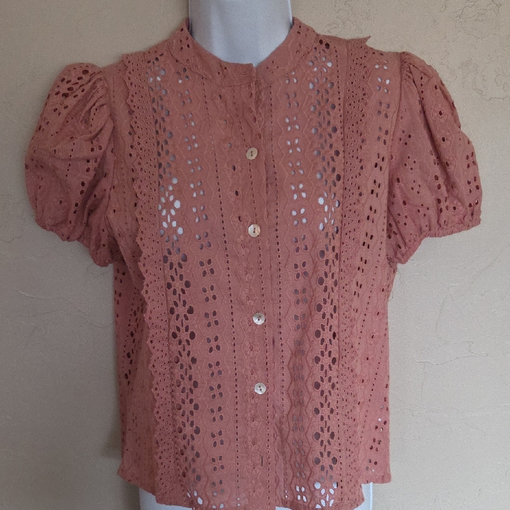 INDUSTRY Coral Eyelet Lace Blouse XS | Western Boho | Puff Sleeve NWT